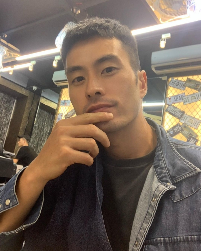 伟业强哥的第一张照片--柳州相亲服务中心