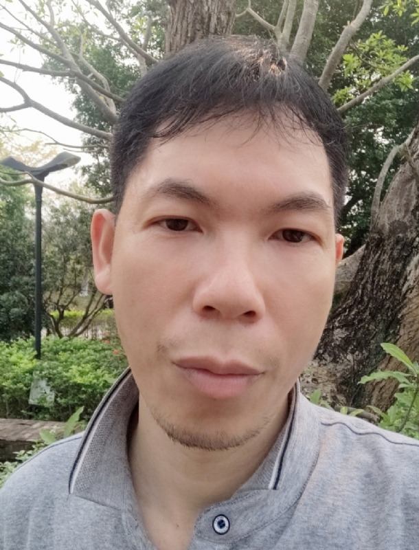 漂浮的云的第一张照片--柳州相亲服务中心