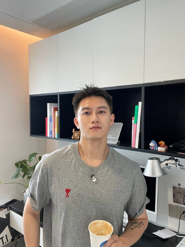 月光之下的第二张照片--柳州相亲服务中心