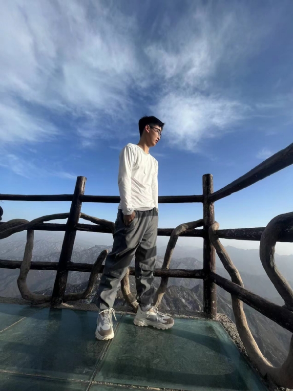 怜ぁ熙的第一张照片--柳州相亲服务中心