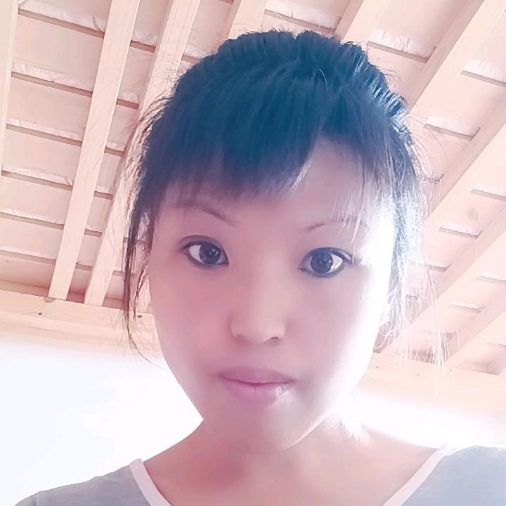 Lily的第一张照片--柳州相亲服务中心