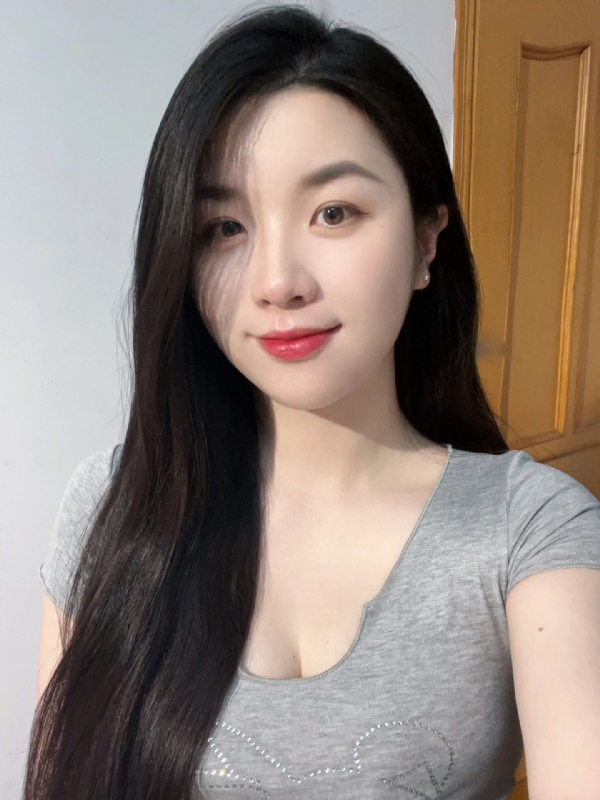 乔乔在寻爱的第一张照片--柳州相亲服务中心