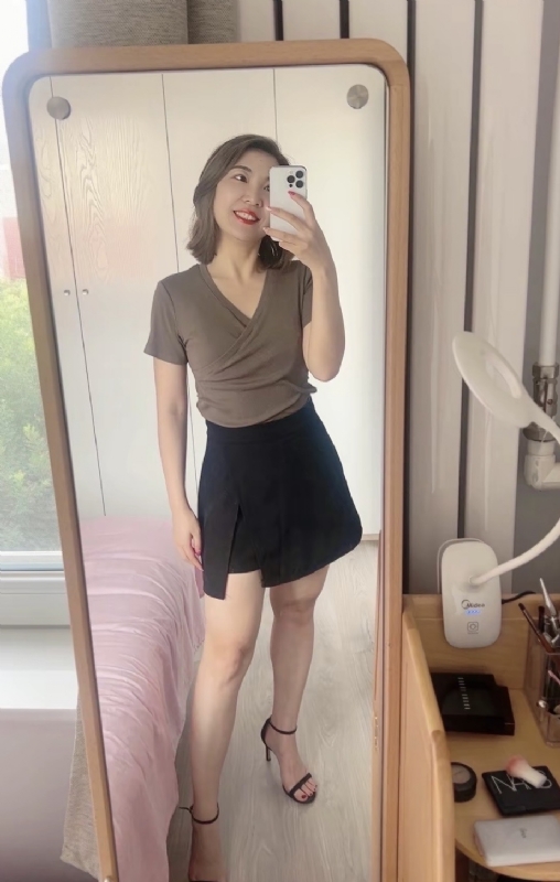 丽波的第二张照片--柳州相亲服务中心