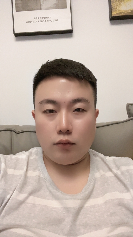 轮回大大的第一张照片--柳州相亲服务中心