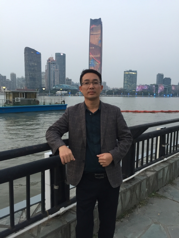风月无边的第一张照片--柳州相亲服务中心