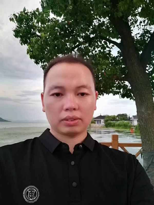 一起说晚安的第一张照片--柳州相亲服务中心