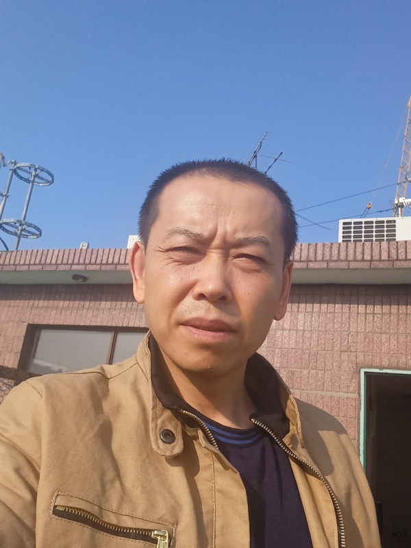 红尘逐浪的第一张照片--柳州相亲服务中心
