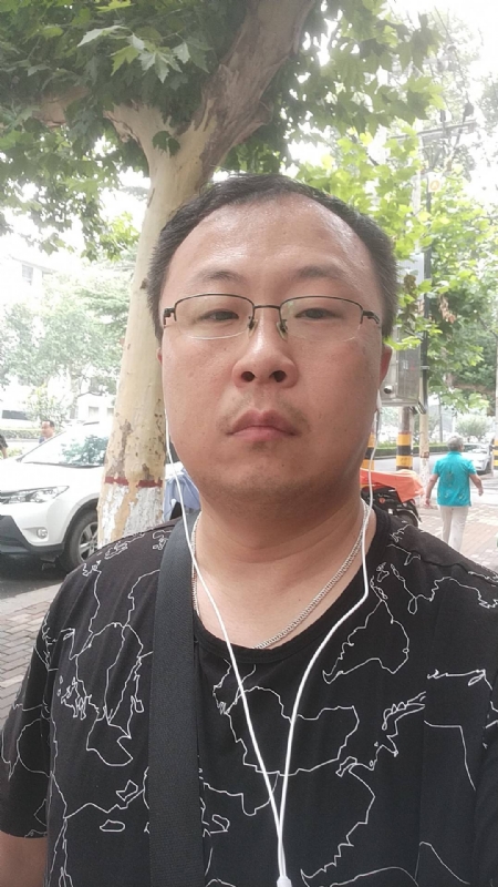 飘逸的星辰的第一张照片--柳州相亲服务中心