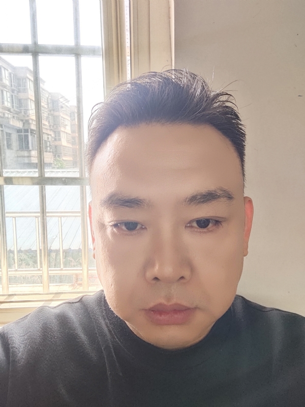 爱人先爱己的第一张照片--柳州相亲服务中心
