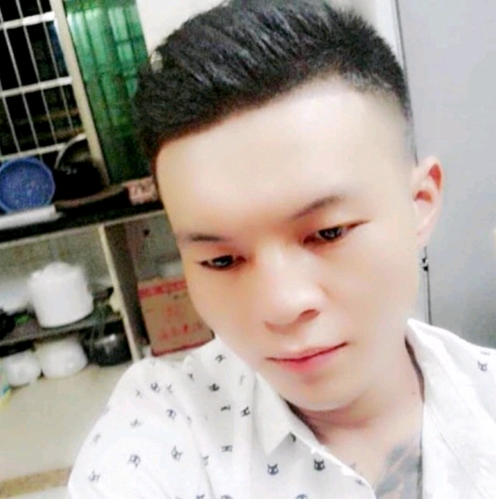 子龙的第一张照片--柳州相亲服务中心