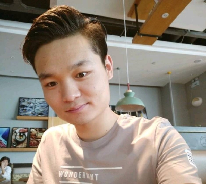 裴海洋的第二张照片--柳州相亲服务中心