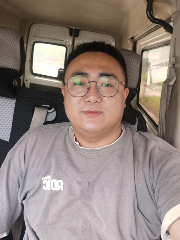 奇卡的第二张照片--柳州相亲服务中心