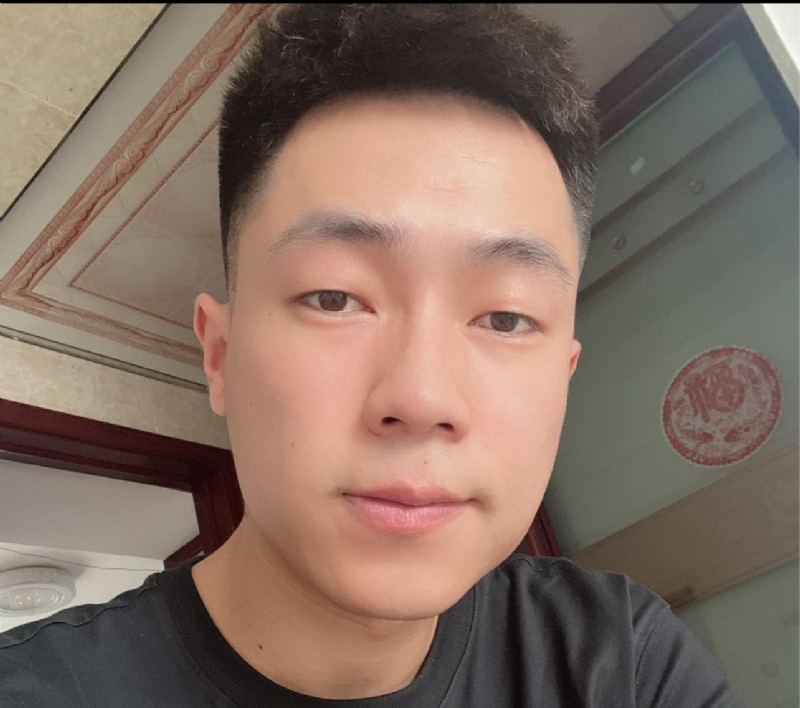 句号的第一张照片--柳州相亲服务中心