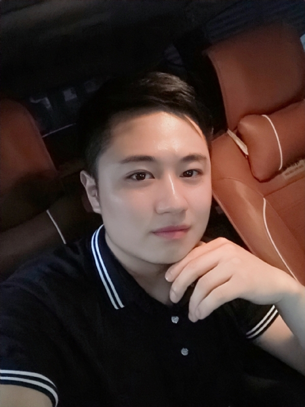 生活再继续的第一张照片--柳州相亲服务中心