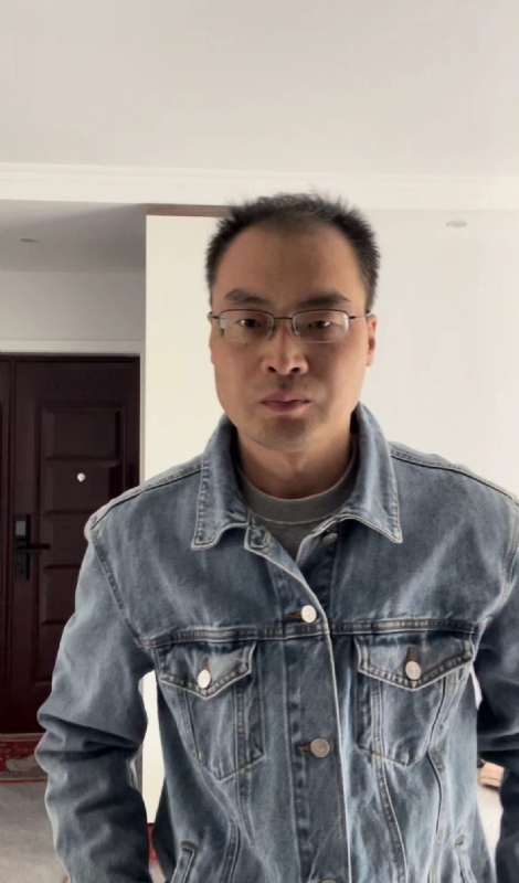 墨灬白的第二张照片--柳州相亲服务中心