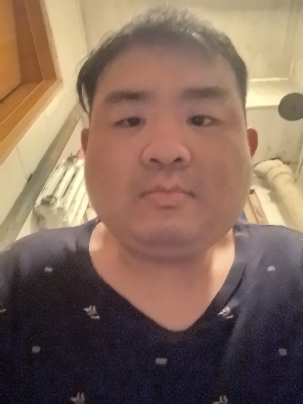 哈哈的第三张照片--柳州相亲服务中心