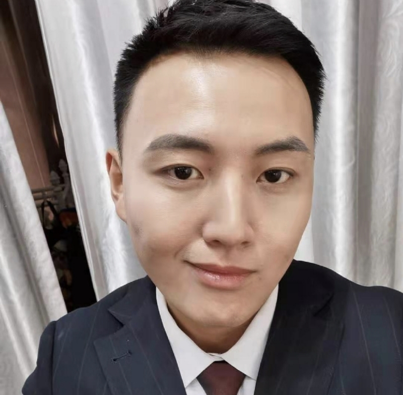英俊潇洒的第二张照片--柳州相亲服务中心