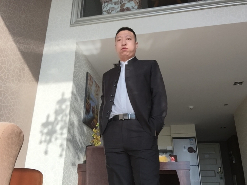 雅小炁的第一张照片--柳州相亲服务中心