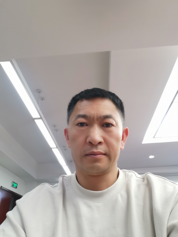 知足常乐的第一张照片--柳州相亲服务中心
