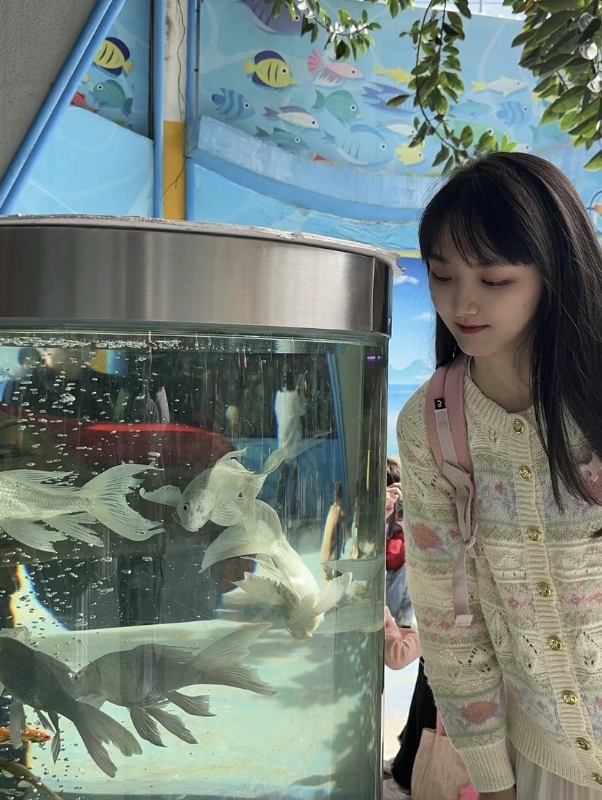 yiyi的第三张照片--柳州相亲服务中心