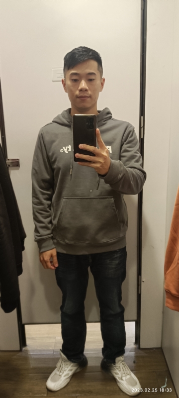 酷酷的少年的第一张照片--柳州相亲服务中心