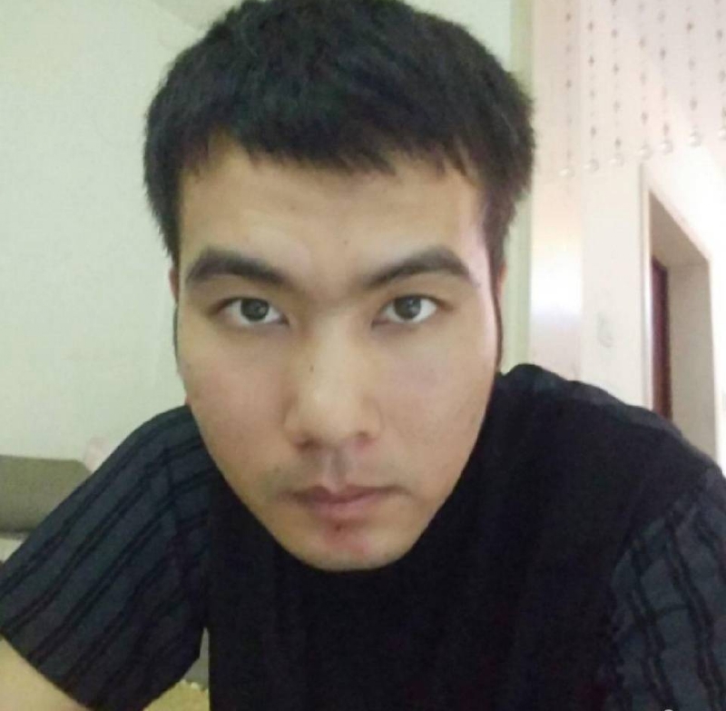 哭泣的小三的第三张照片--柳州相亲服务中心