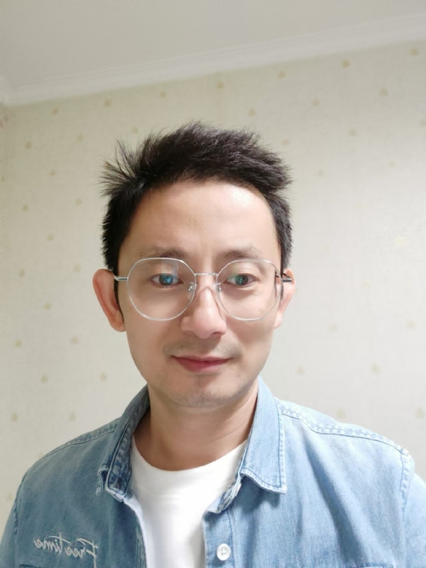 飘逸的第二张照片--柳州相亲服务中心