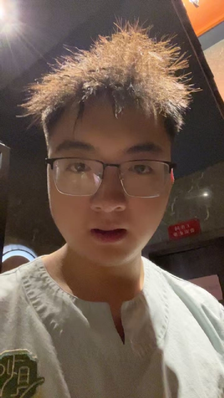 成熟稳重的男士的第一张照片--柳州相亲服务中心