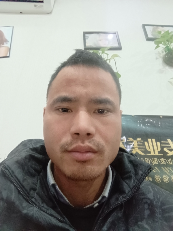 liuliyong的第一张照片--柳州相亲服务中心