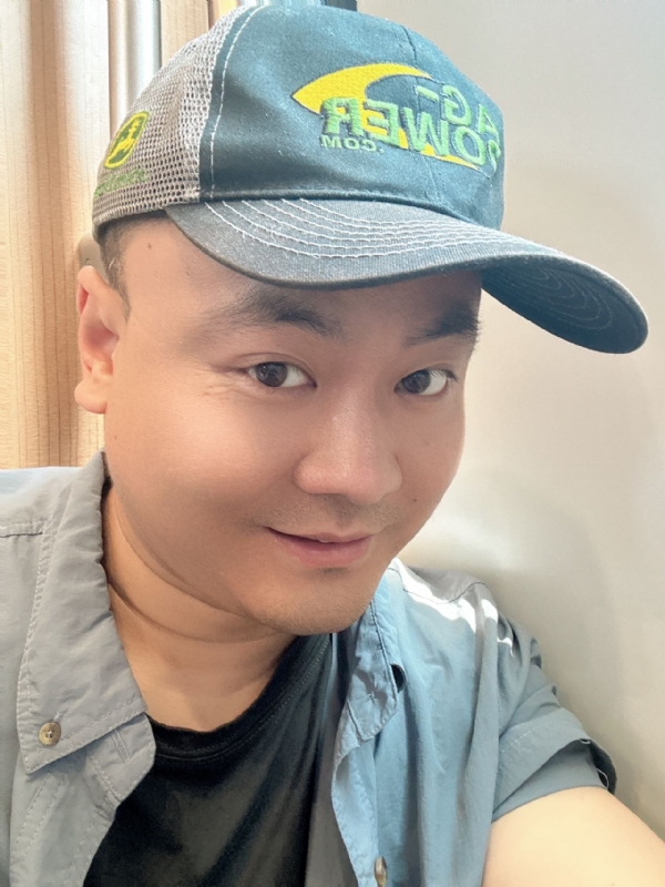 冰的第二张照片--柳州相亲服务中心