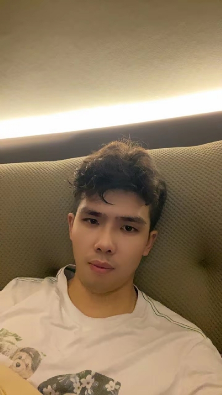 阿龙设计师的第一张照片--柳州相亲服务中心
