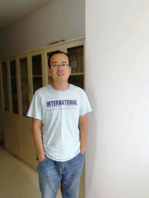 黄土麦田的第二张照片--柳州相亲服务中心