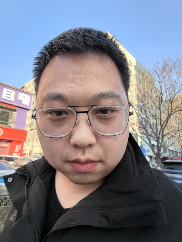 宋哲的第一张照片--柳州相亲服务中心
