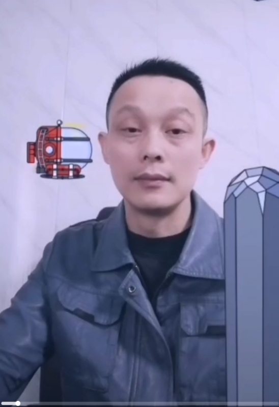 易进的第三张照片--柳州相亲服务中心