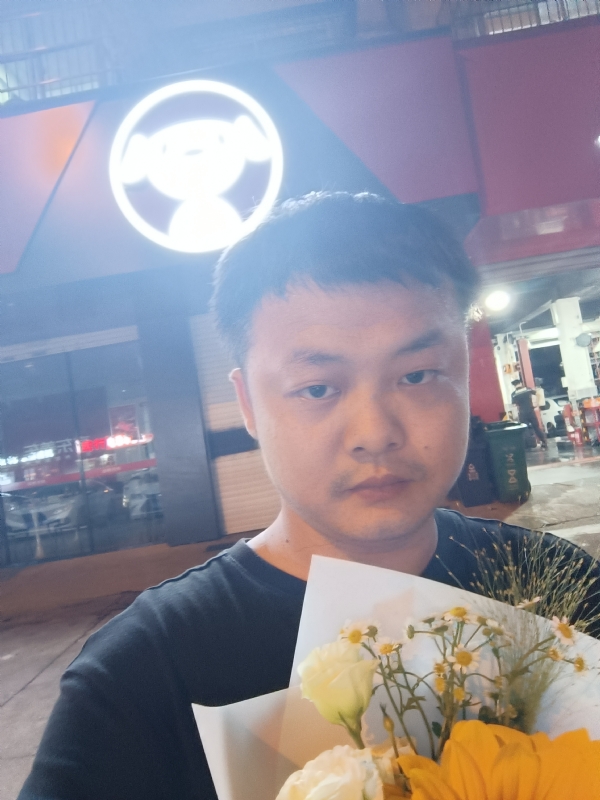 小陈的第一张照片--柳州相亲服务中心