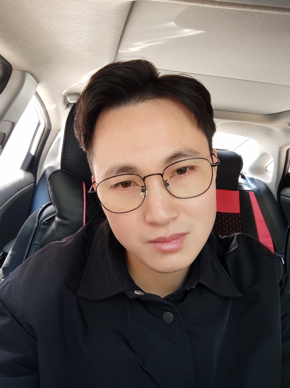 沉默先绅的第一张照片--柳州相亲服务中心