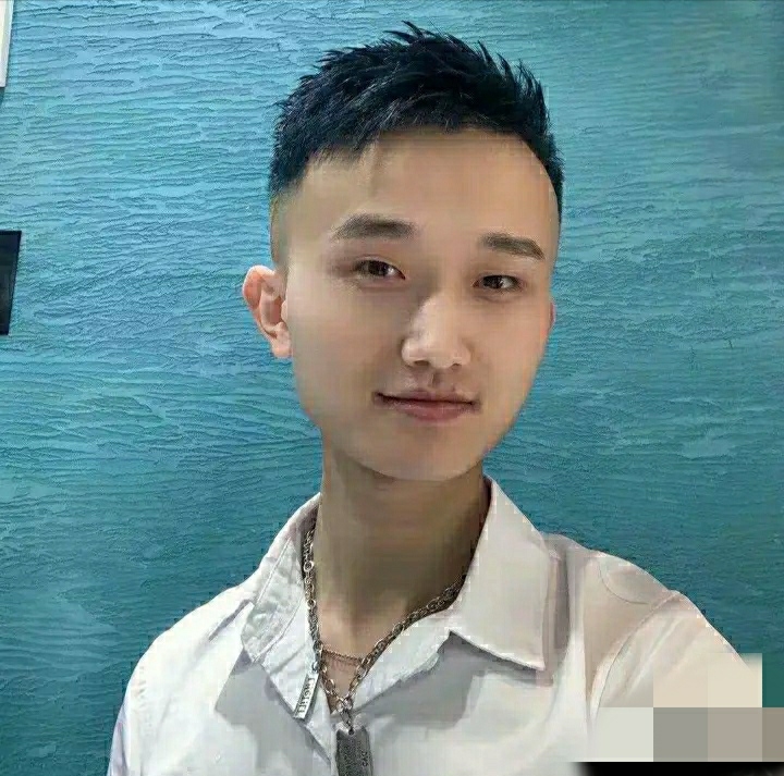 小哥哥的第一张照片--柳州相亲服务中心