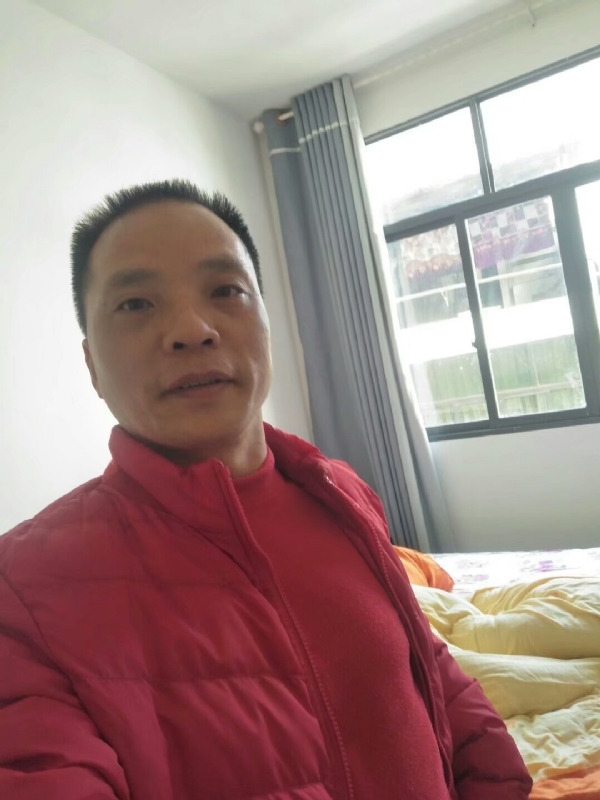 真诚征婚的第一张照片--柳州相亲服务中心