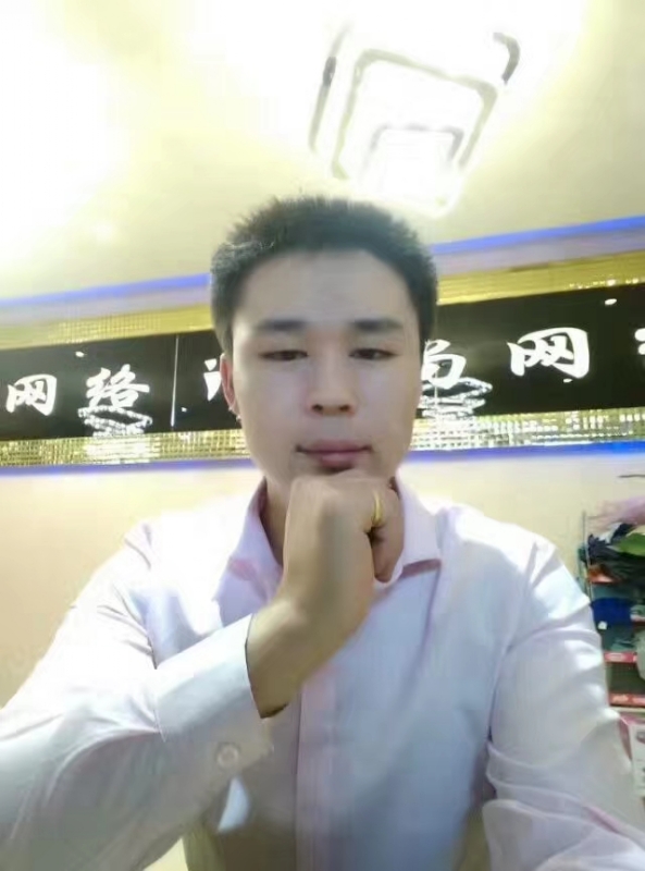 沉默寡言的第一张照片--柳州相亲服务中心