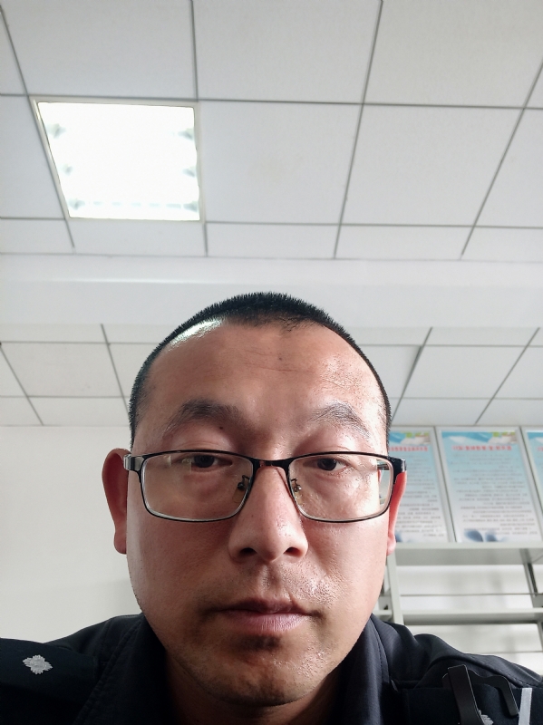 布鲁斯贺的第三张照片--柳州相亲服务中心