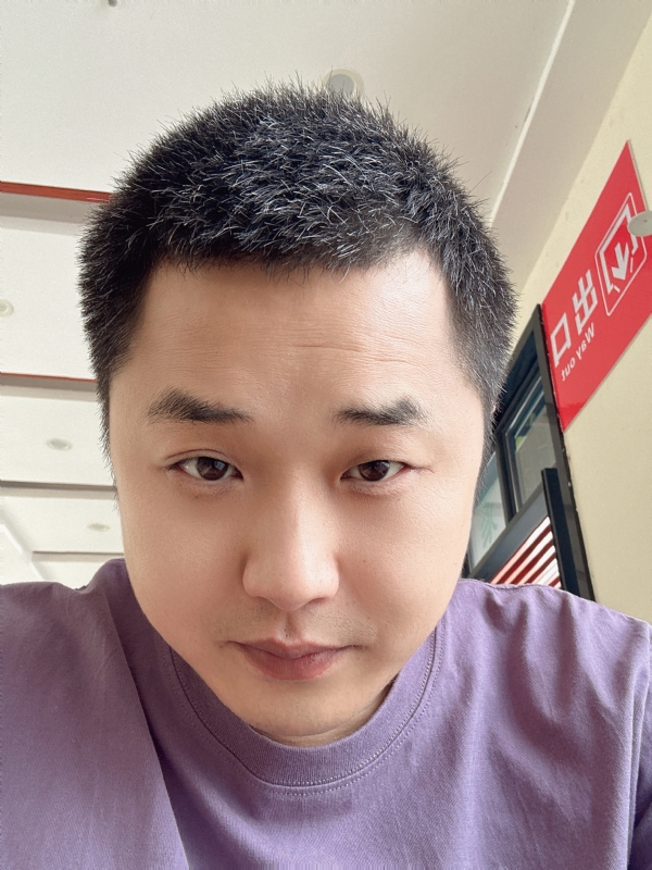 五是五的第一张照片--柳州相亲服务中心