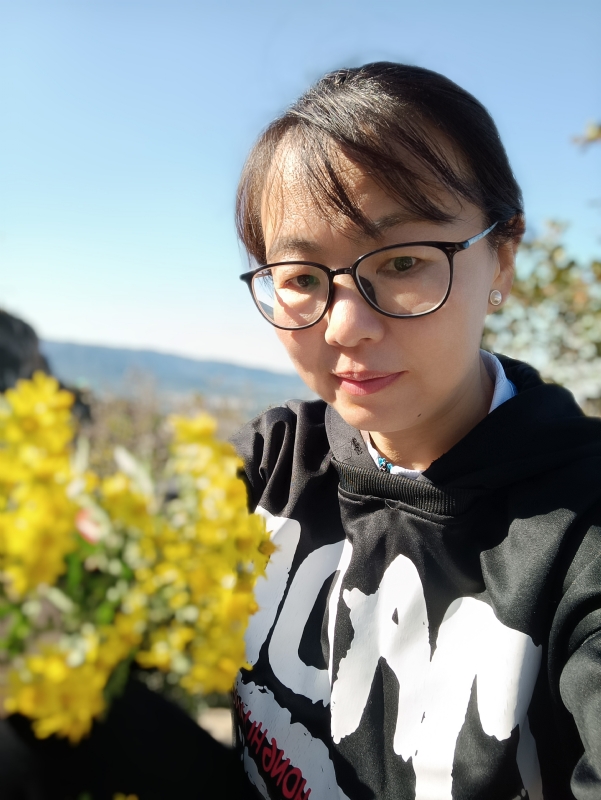丽丽的第一张照片--柳州相亲服务中心