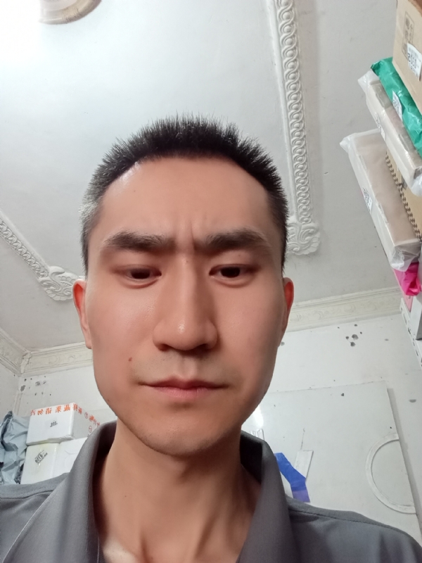 西门吹雪的第一张照片--柳州相亲服务中心