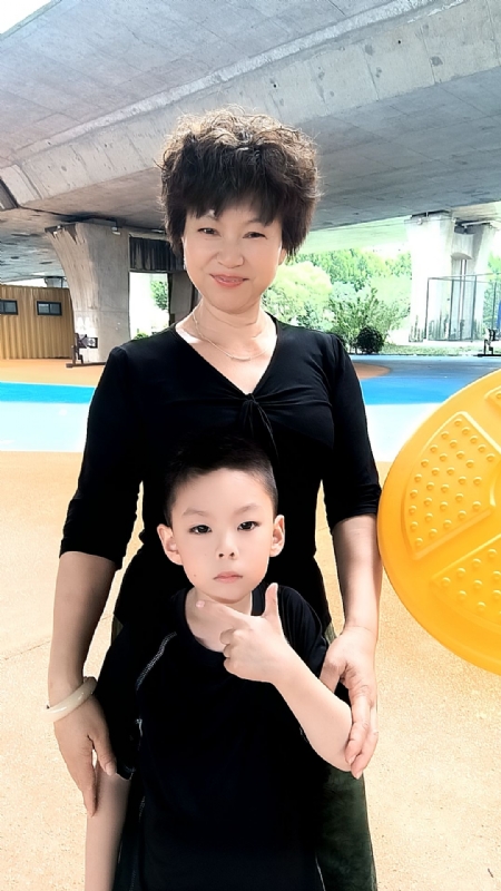 火凤凰的第二张照片--柳州相亲服务中心