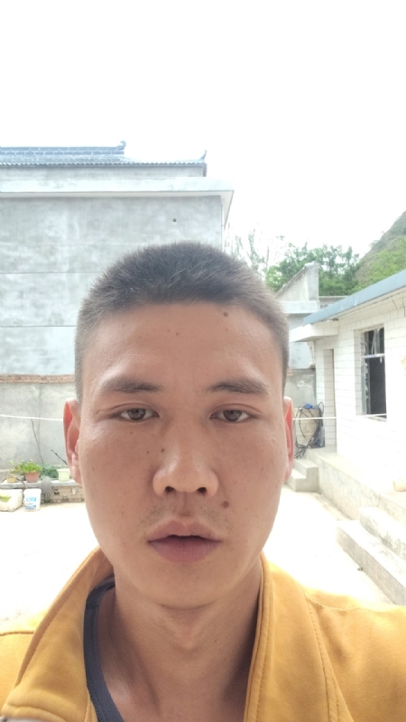 简单点的第一张照片--柳州相亲服务中心