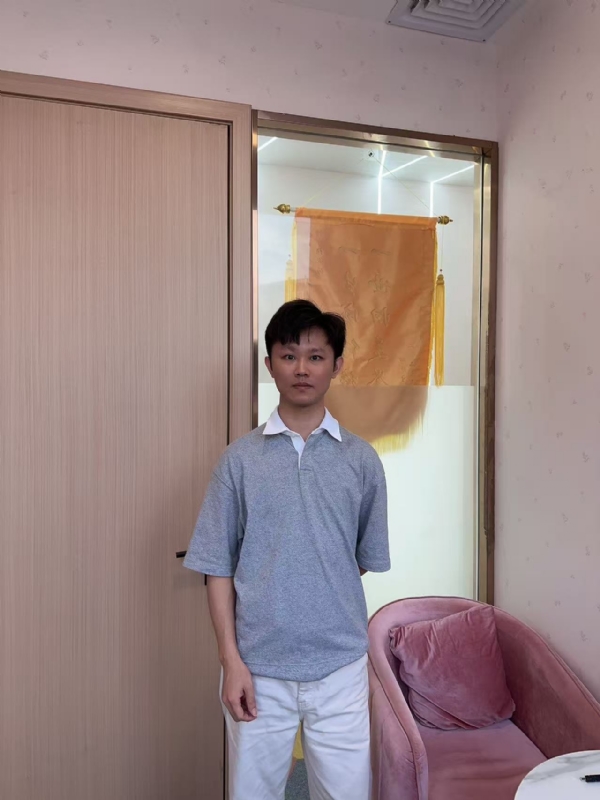小叶子的第一张照片--柳州相亲服务中心
