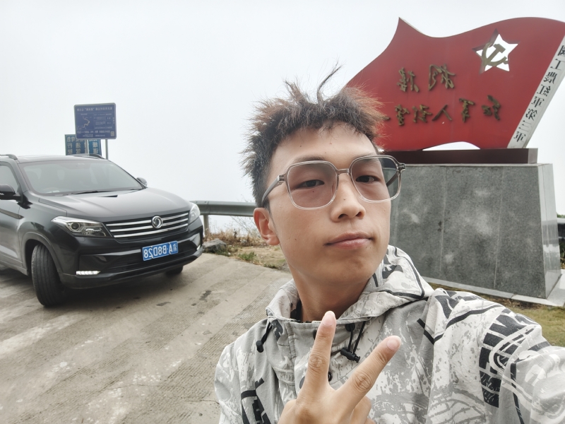 六十一的第一张照片--柳州相亲服务中心