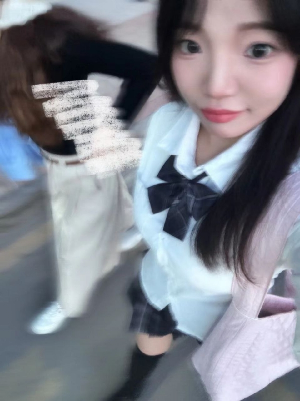 台灣小姐伊洛的第一张照片--柳州相亲服务中心