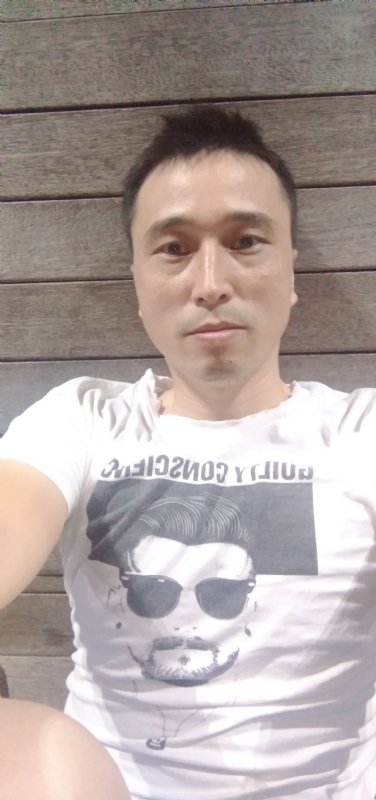 笑看一切的第一张照片--柳州相亲服务中心