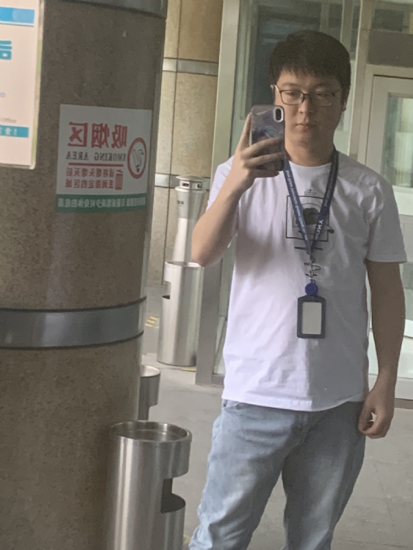 潜伏的第一张照片--柳州相亲服务中心
